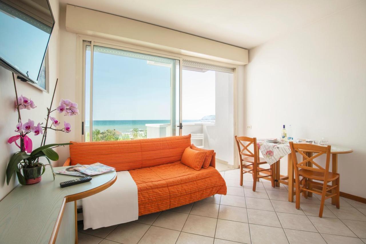 Hotel Residence Imperial Misano Adriatico Extérieur photo